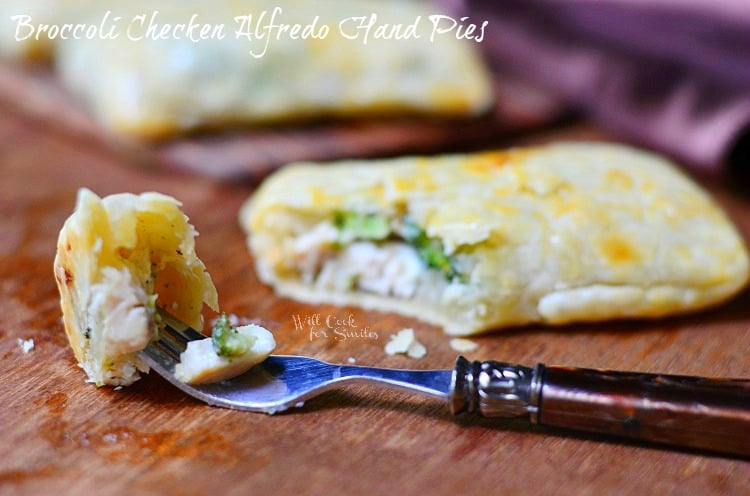 Broccoli Chicken Alfredo Hand Pies 2 (c) willcookforsmiles.com #handpies #chicken #alfredo