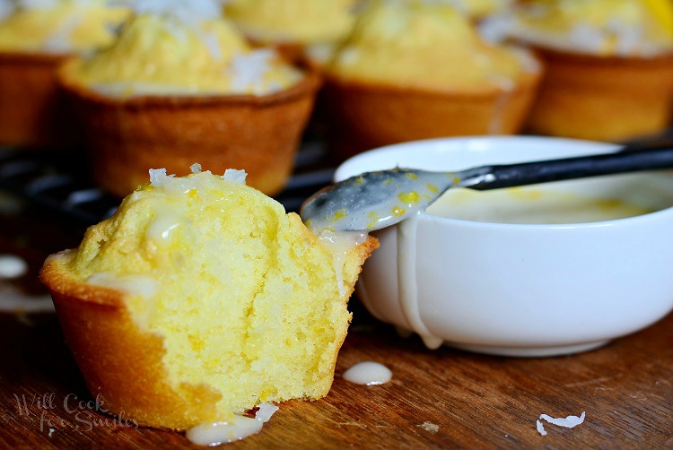 Coconut Lemon Pound Cake Muffins from willcookforsmiles.com #muffin #lemon #poundcake