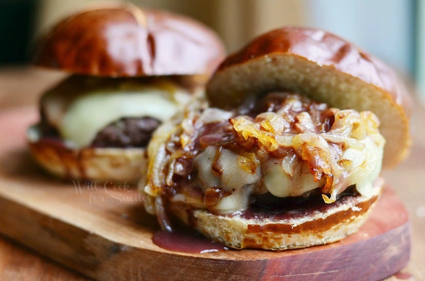 Buffalo Burger on a bun with Caramelized Onions and Demi Glace 