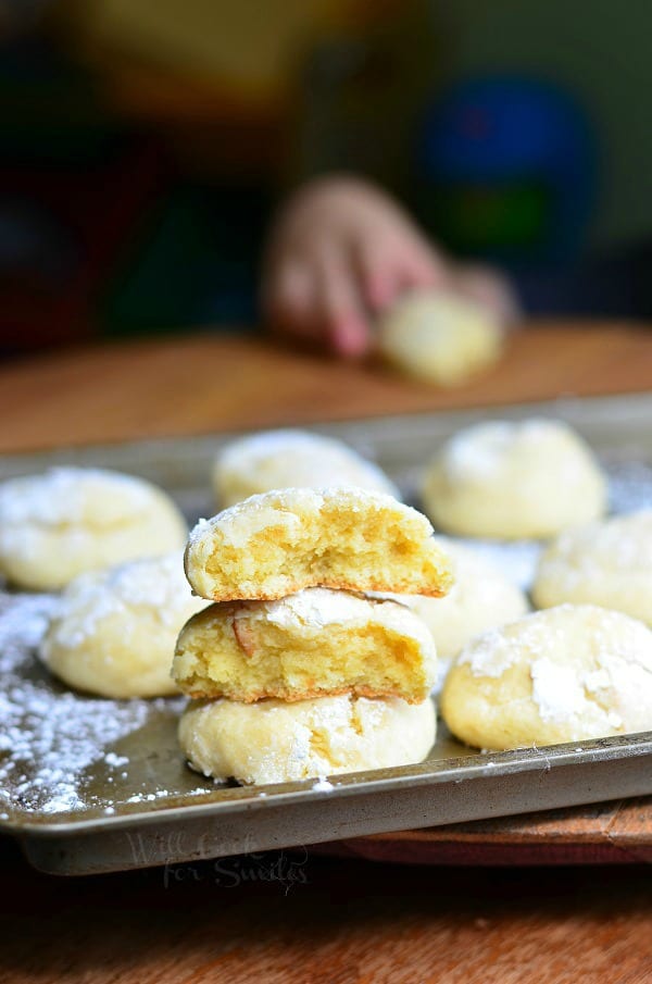 Banana Pudding Chewy Crinkle Cookies 3