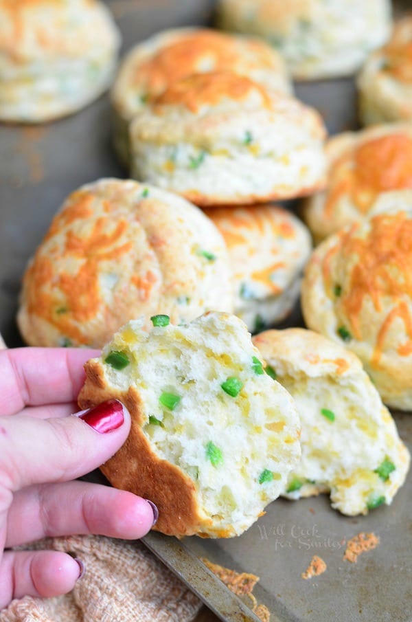 Jalapeño Cheddar Buttermilk Biscuits | from willcookforsmiles.com
