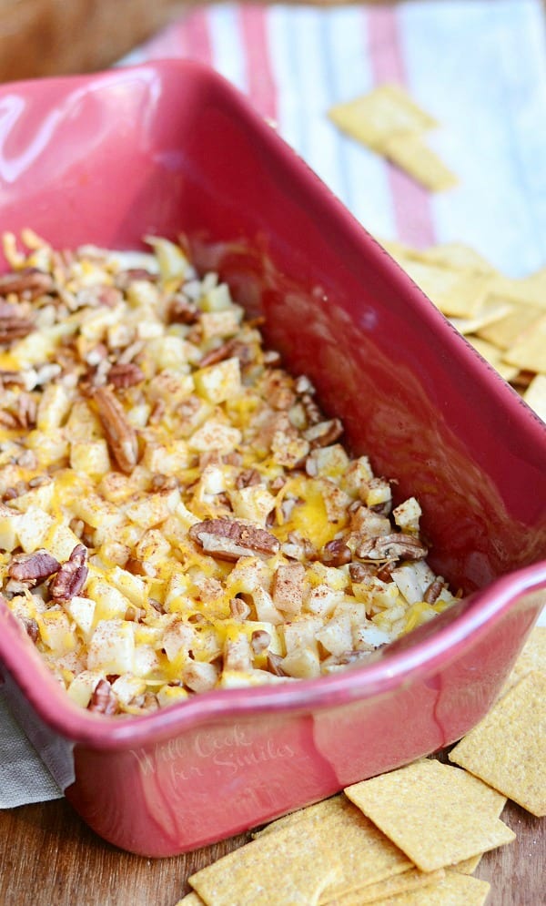 Hot Apple Pie Dip in a baking dish 