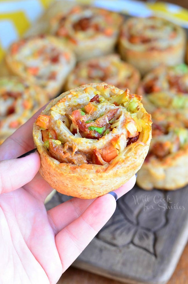 Bacon Gruyère Pizza Pinwheels 2 from willcookforsmiles.com