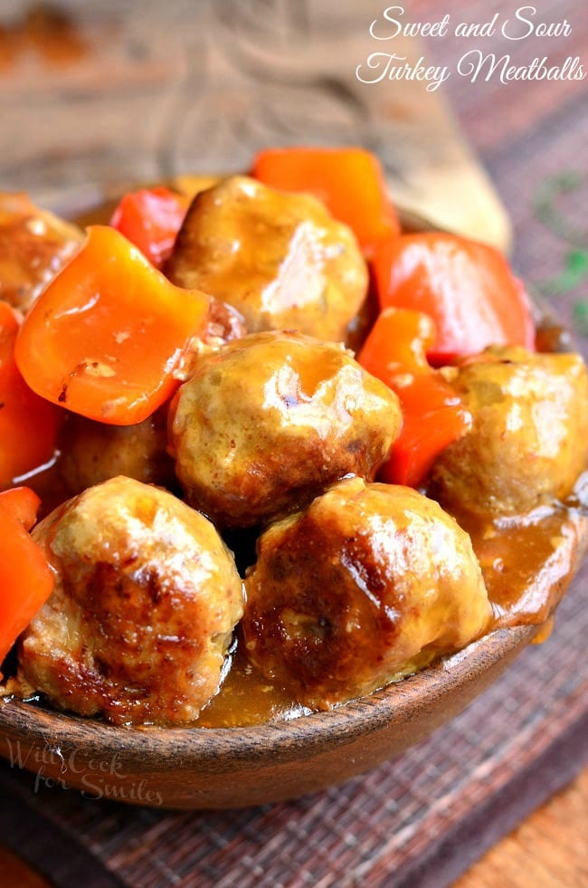 Amazing Sweet and Sour Turkey Meatballs dinner. Juicy and flavorful turkey meatballs cooked with red bell peppers and homemade zesty sweet and sour sauce. | from willcookforsmiles.com