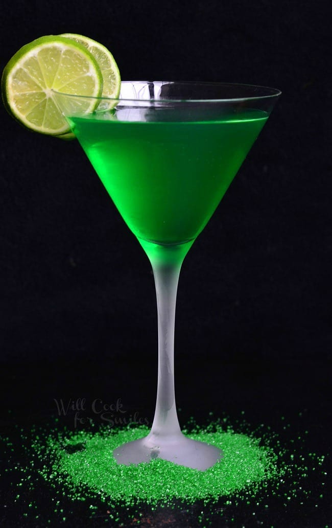 Lime Martini in a martini glass with a lime on the rim 