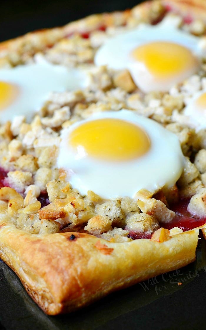 Thanksgiving Leftovers Tart with stuffing and eggs on top 