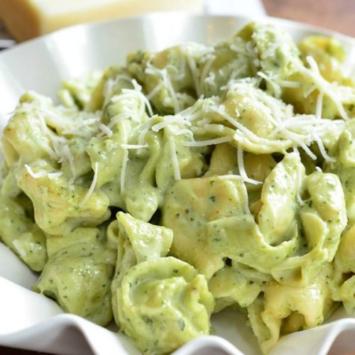 Order Spinach Tortellini Alfredo food online from Pietro's Italian Cuisine store, Riverside on bringmethat.com