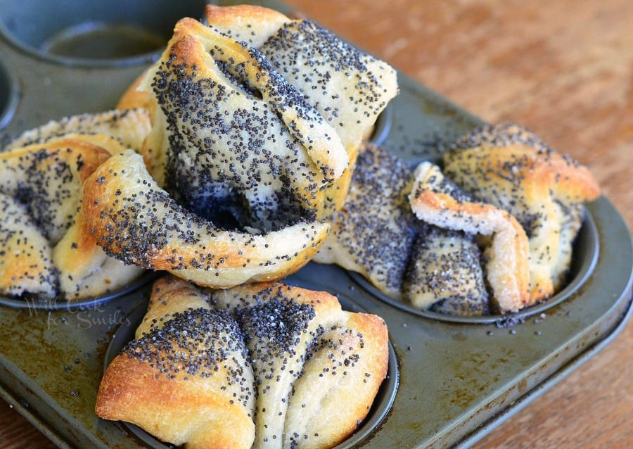 Easy Poppy Seed Pull Apart Muffin in a muffin tin 