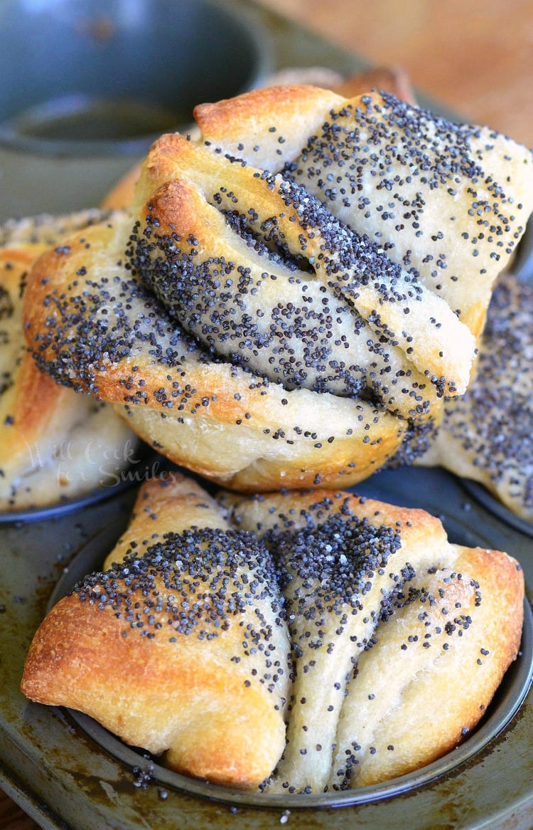 Easy Poppy Seed Pull Apart Muffin in a muffin tin 