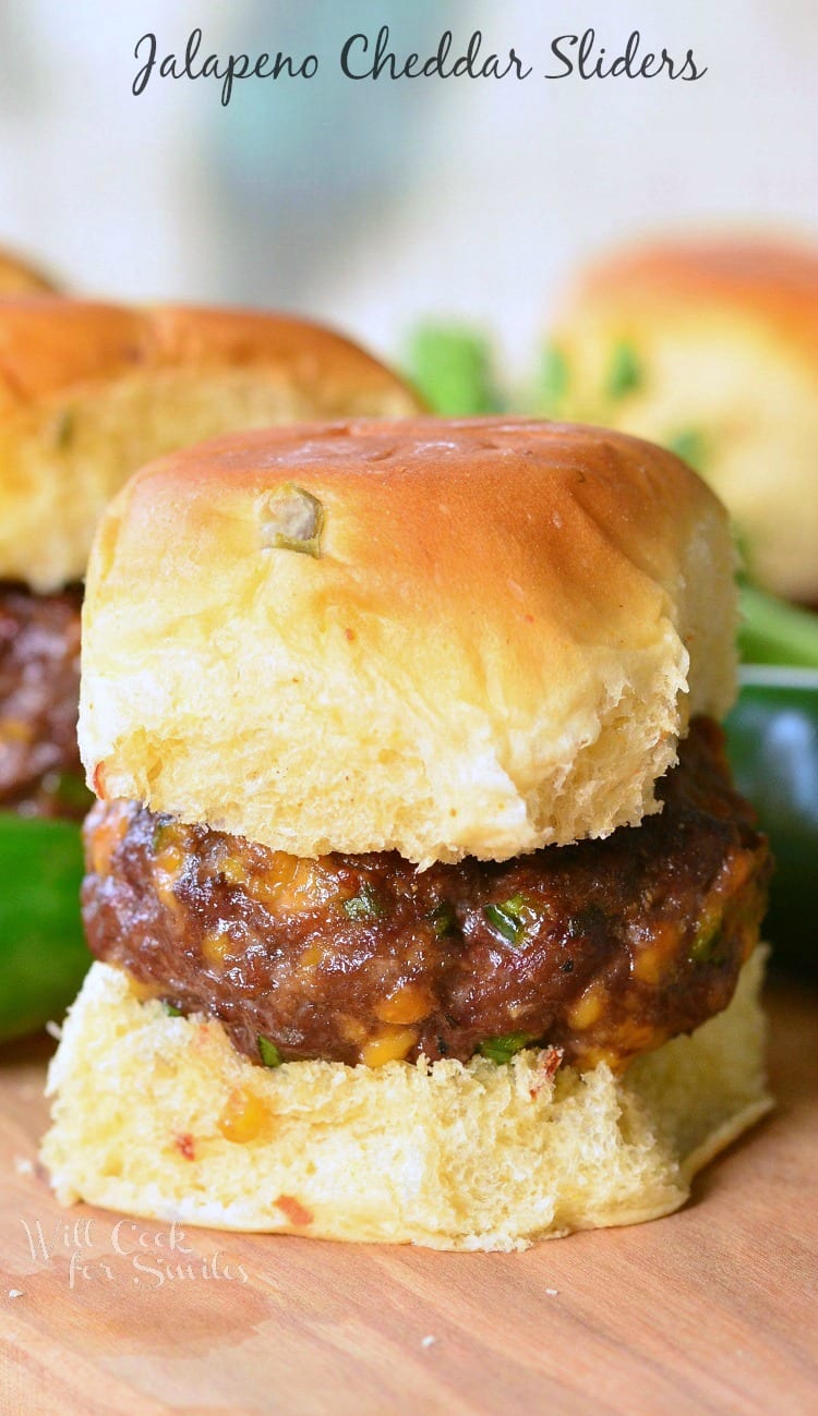 Jalapeno Cheddar Sliders on a wood table 