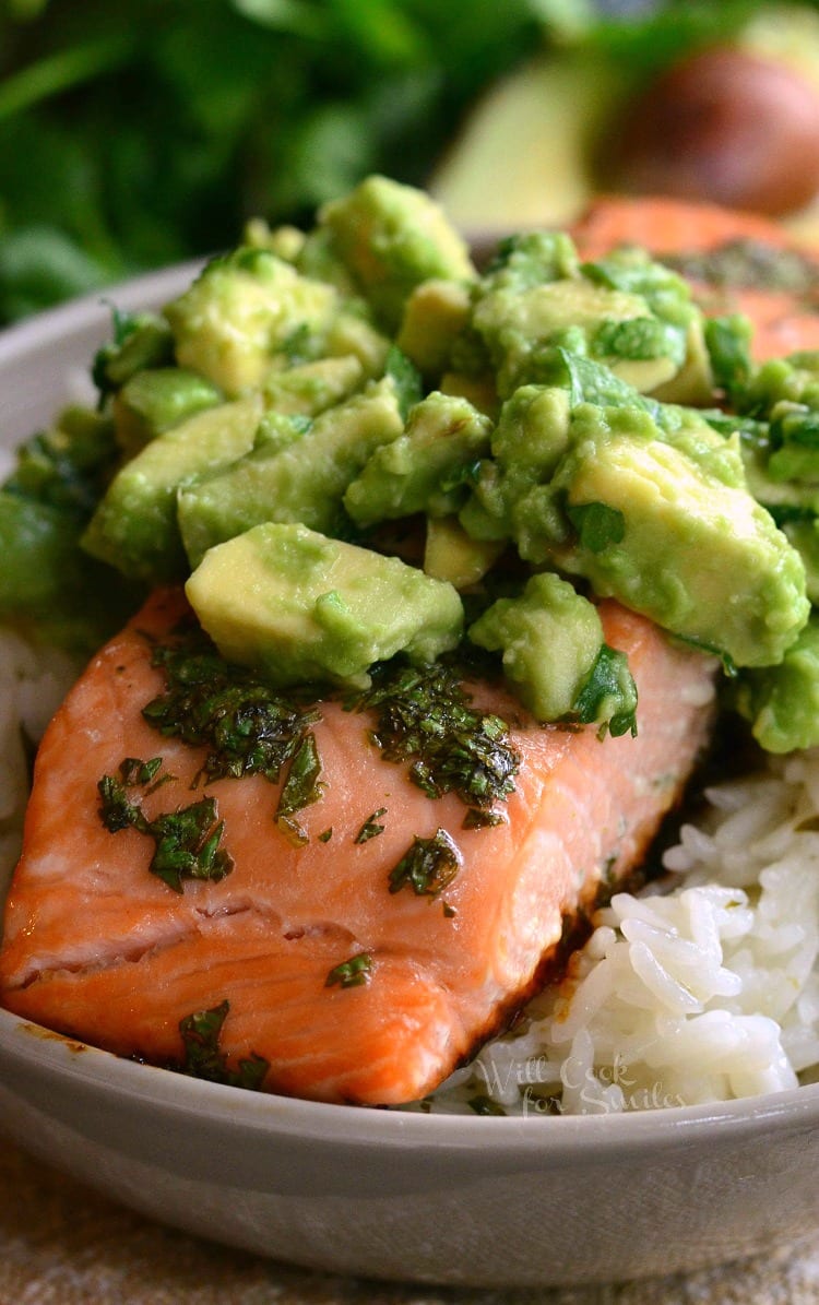 Close up of Avocado Salmon Rice Bowl that is in a bowl 