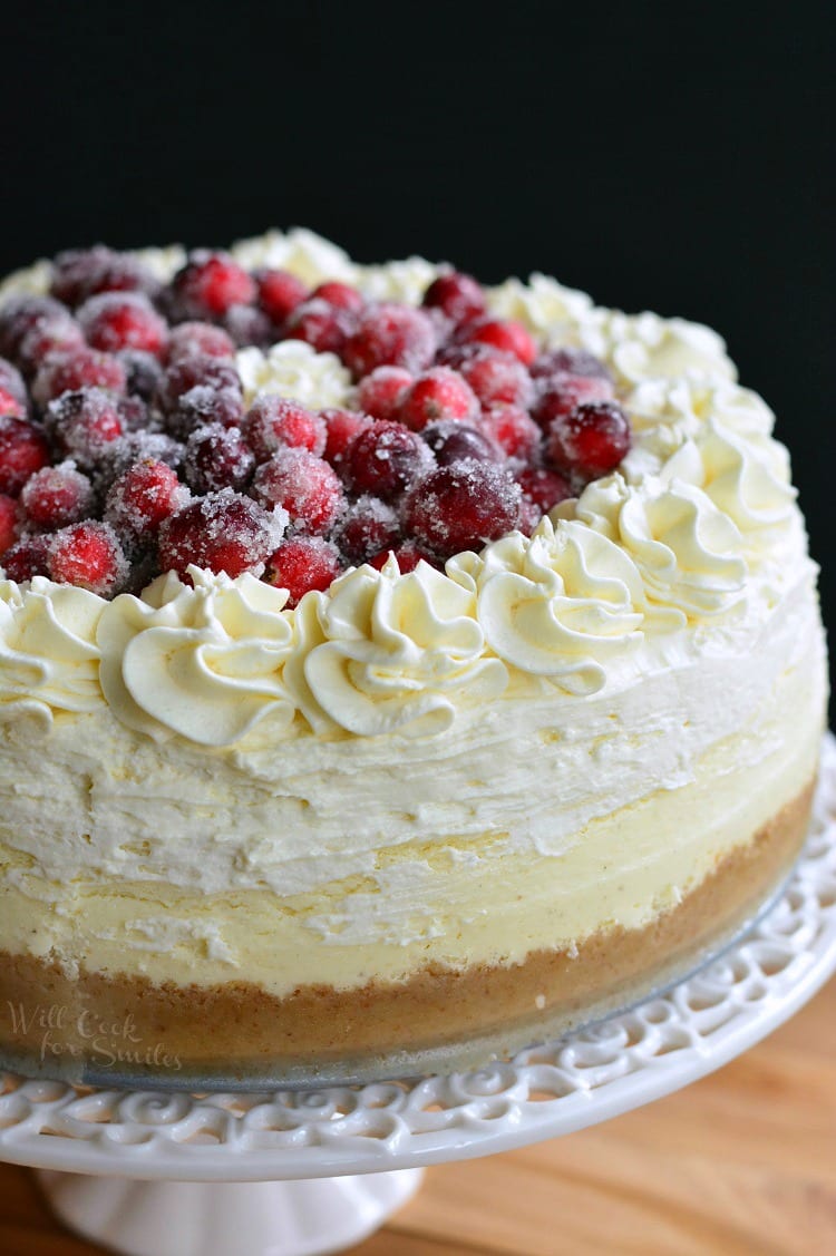 Christmas Cheesecake on a cake stand 