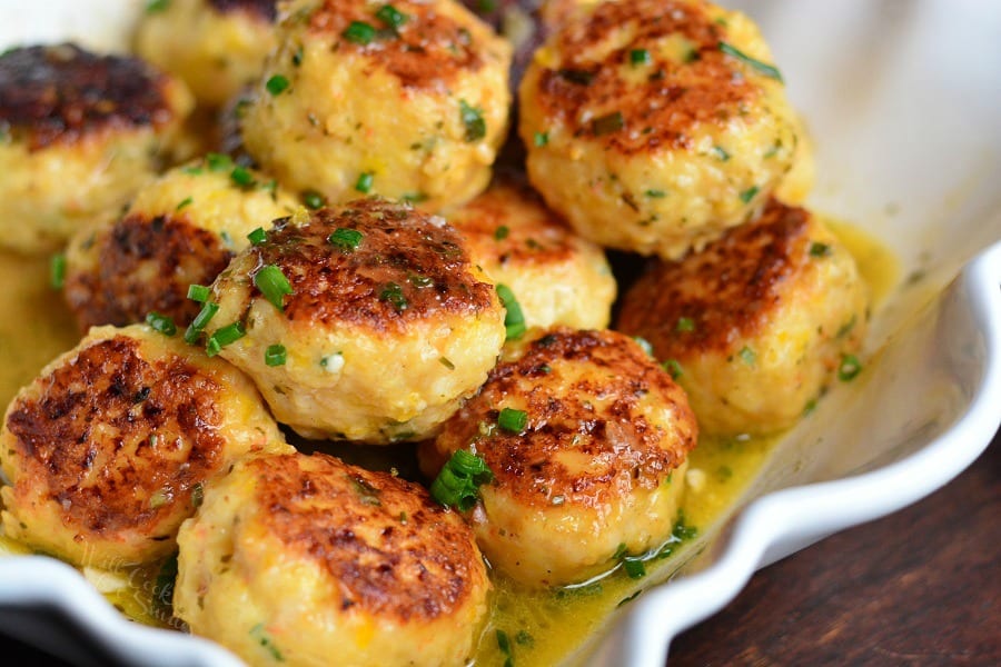 Shrimp Scampi Meatballs in a bowl 