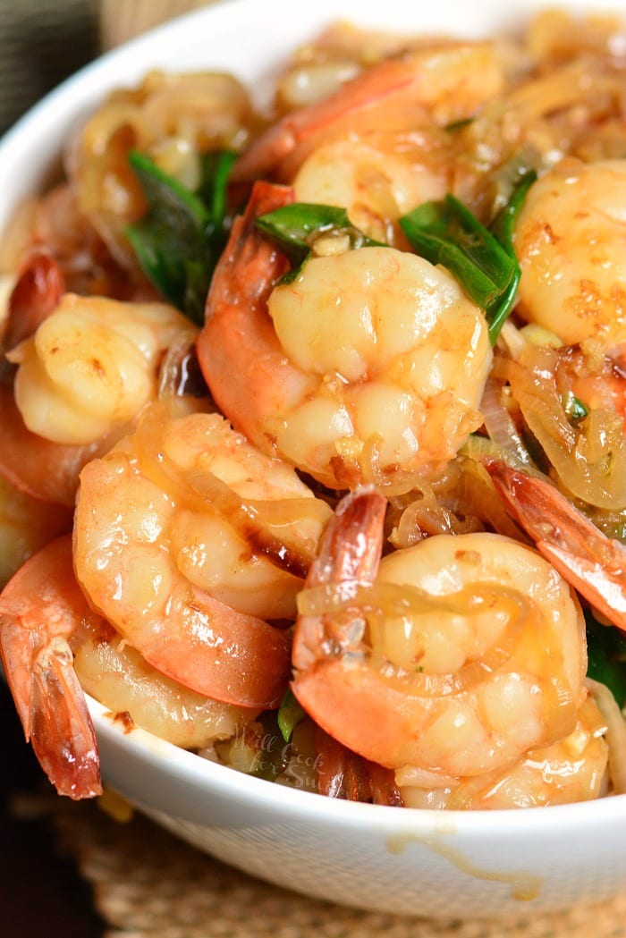 Garlic Shrimp Rice Bowl in a bowl 