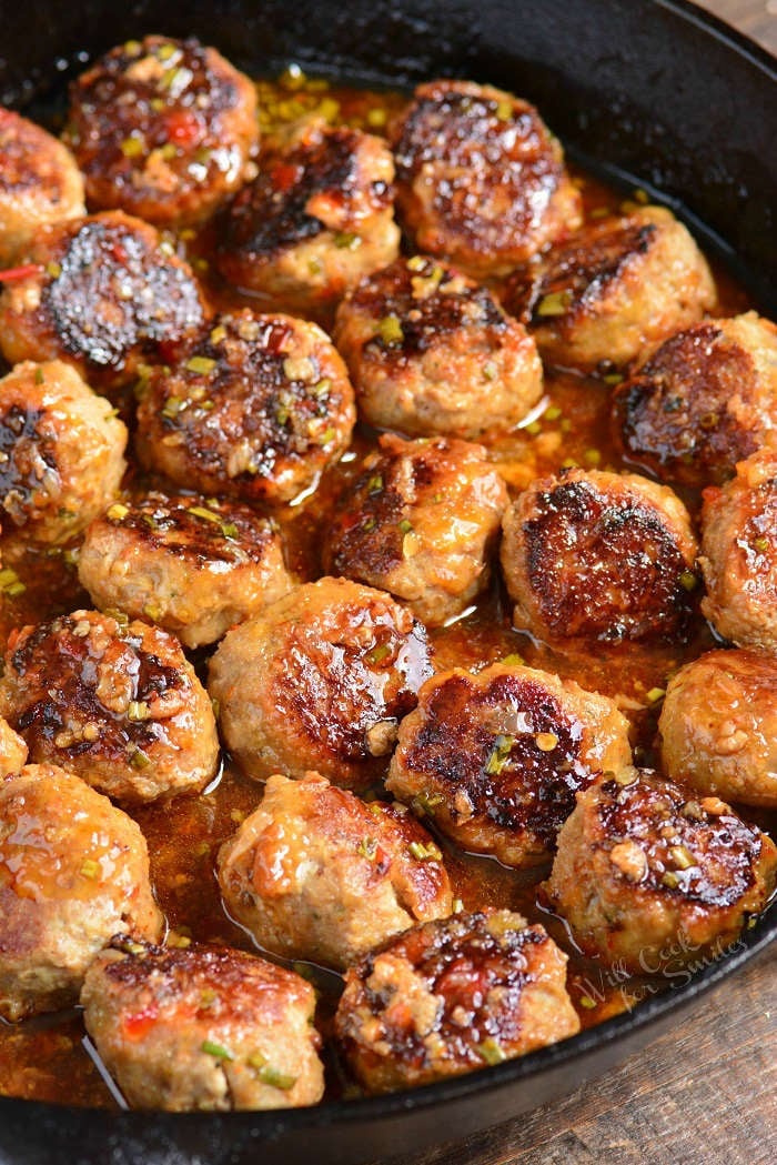 https://www.willcookforsmiles.com/wp-content/uploads/2019/05/Sweet-Chili-Turkey-Meatballs-3-1.jpg