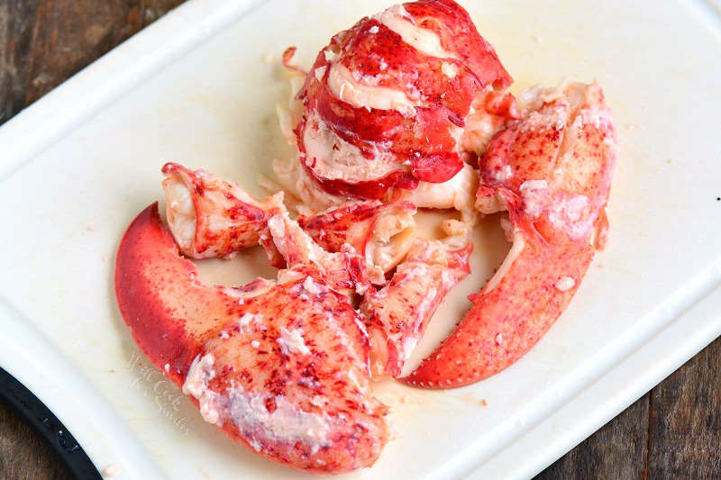 how to take out meat from lobster 