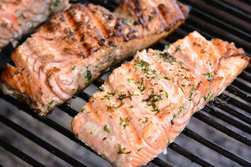 salmon on the grill