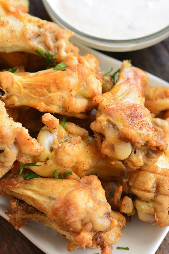chicken wings picture vertical