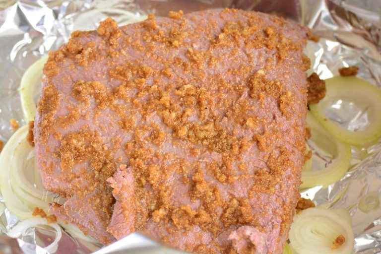 Oven Baked Corned Beef and Potatoes Will Cook For Smiles