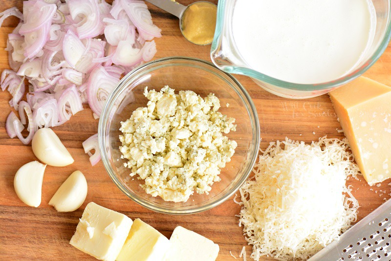 ingredients for the steak sauce
