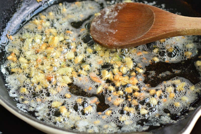 sauteing garlic in butter