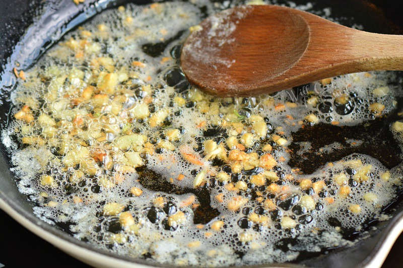 sauteing garlic in butter