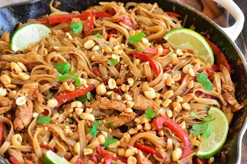 cooked pad thai in the pan