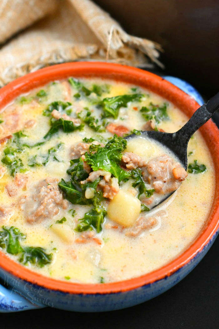 overhead photo: bowl of homemade Zuppa Toscana soup