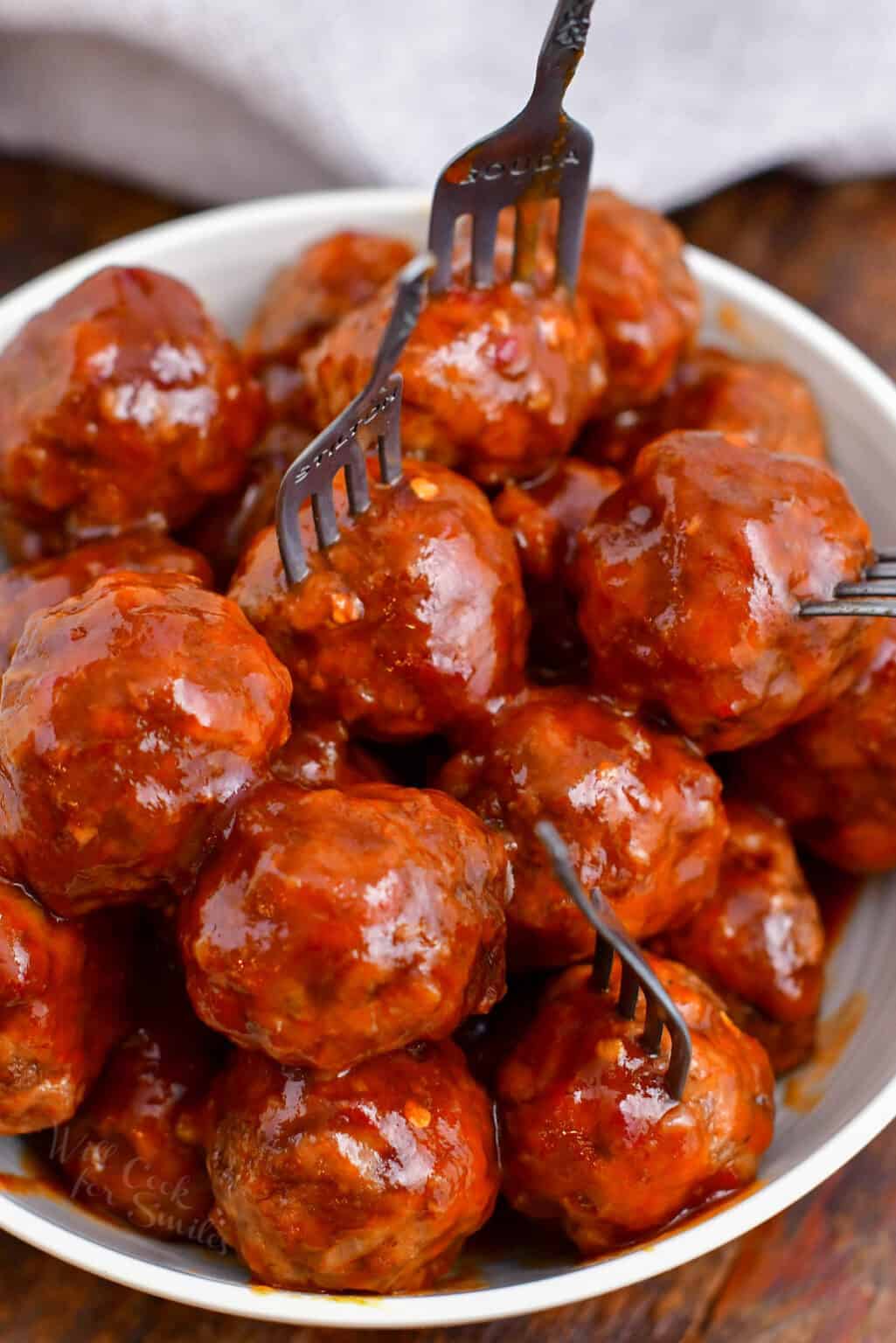 how to make cocktail meatballs with grape jelly