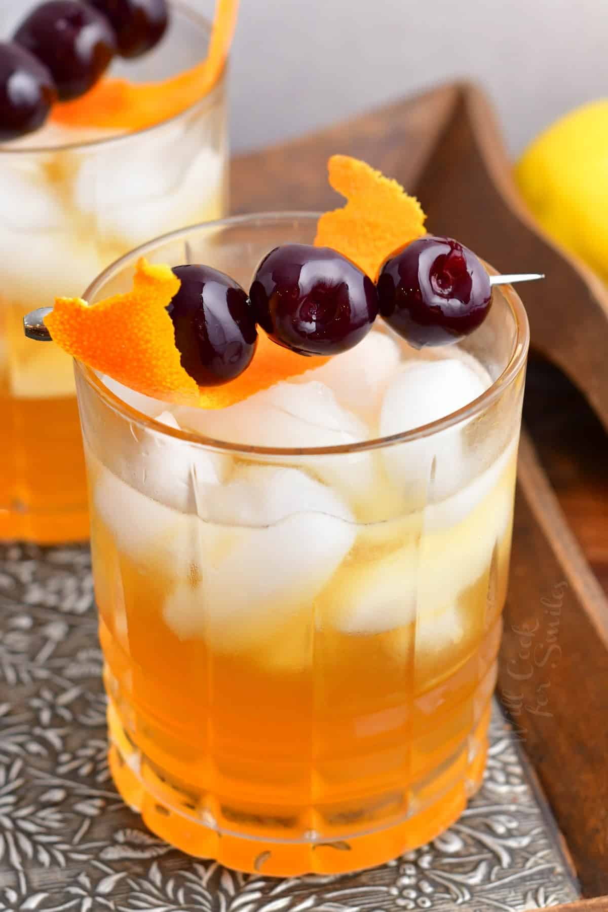 Amaretto Sour - A Classic Amaretto Cocktail That&amp;#39;s Not Too Sour or Sweet