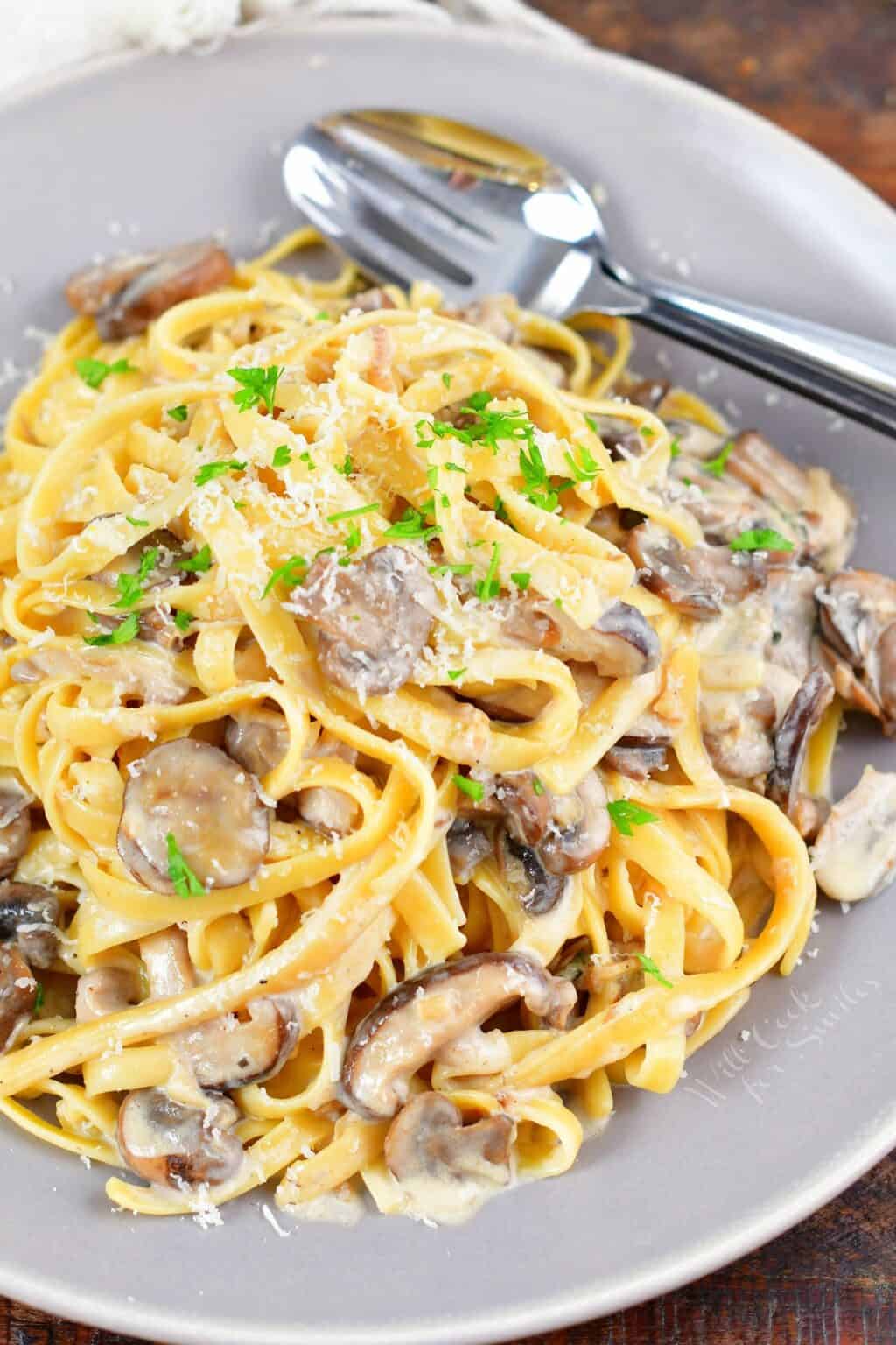 Pasta with Mushroom sauce