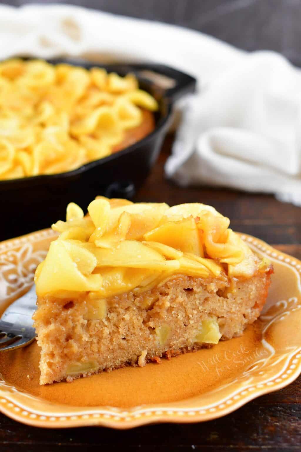 Easy Apple Cake Easy Apple Cake Made In a Skillet