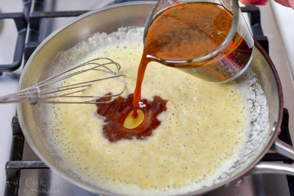 adding pan drippings into butter and flour mixture