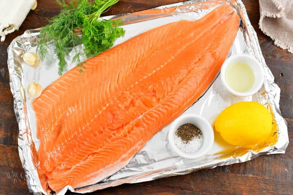 ingredients for whole baked salmon and ingredients for it