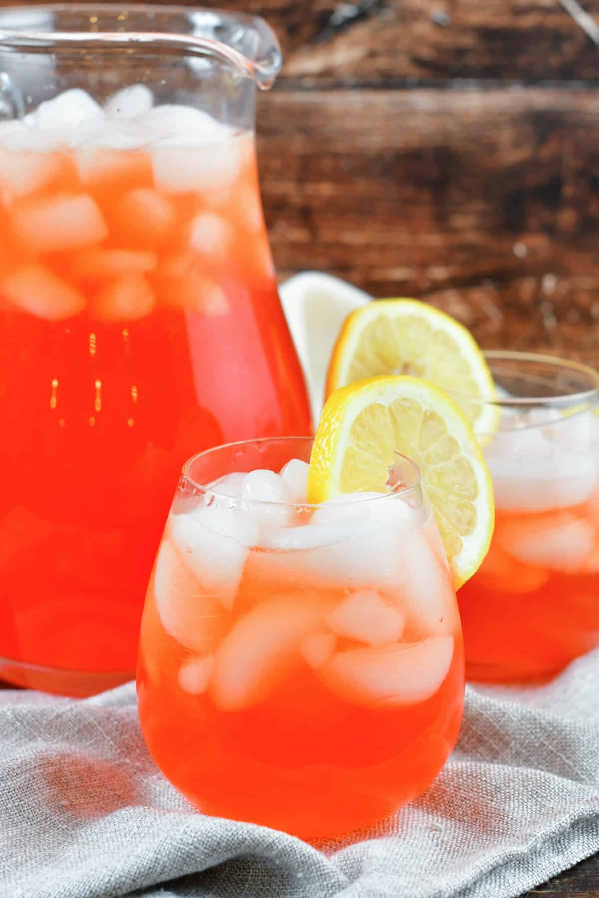 How Pink Lemonade Got Its Color, FN Dish - Behind-the-Scenes, Food Trends,  and Best Recipes : Food Network