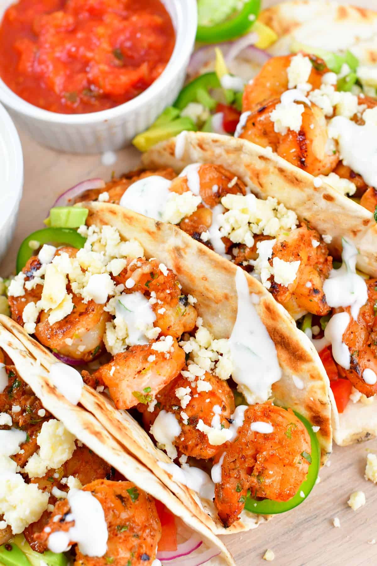 closeup of top view of grilled shrimp tacos