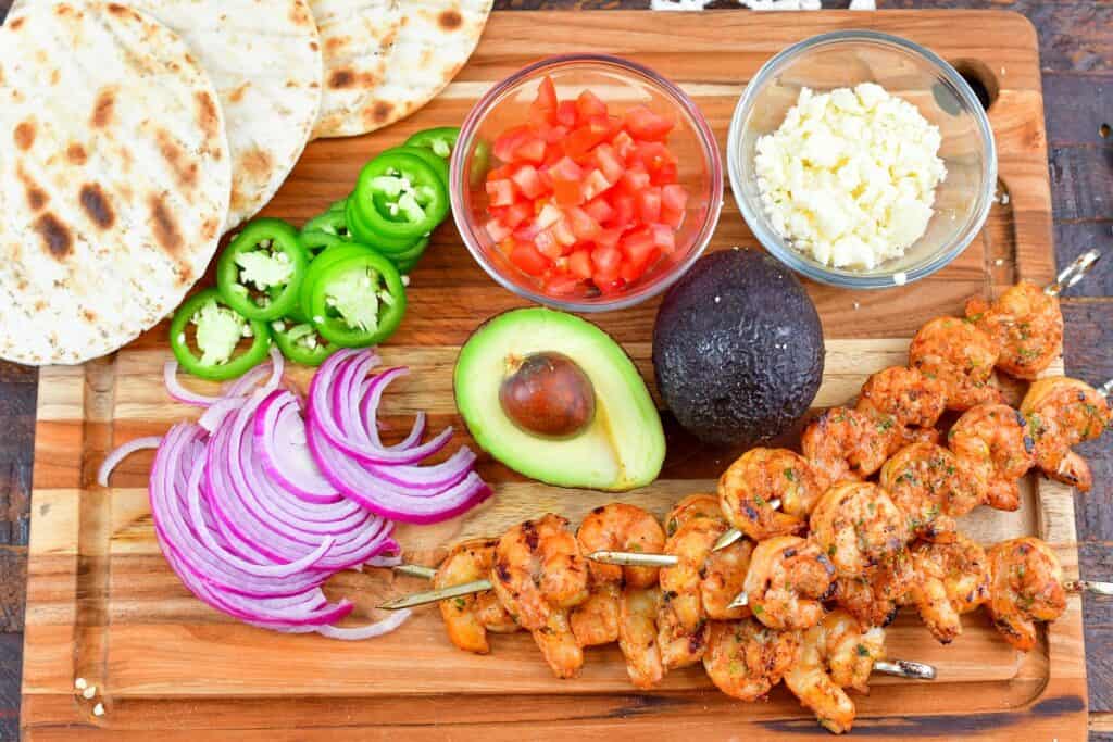 ingredients to make grilled shrimp tacos