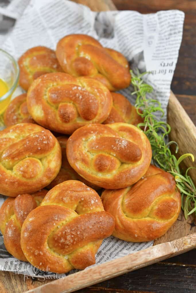 side view of pretzels stacked on the serving tray.