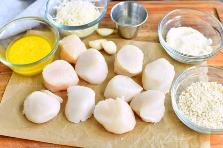 Baked Scallops - 30 Minute Delicious Buttery Scallops
